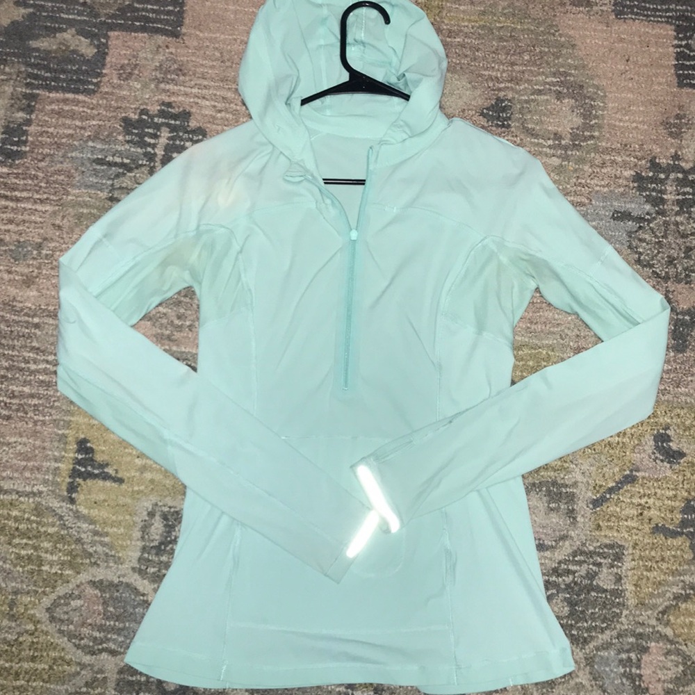 Mint Lululemon hooded quarter zip